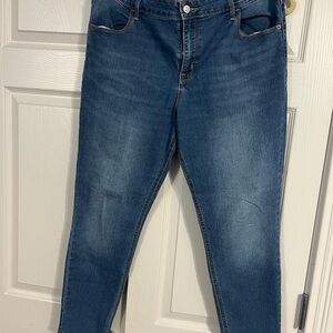 Old Navy Blue Denim Ankle Jeans